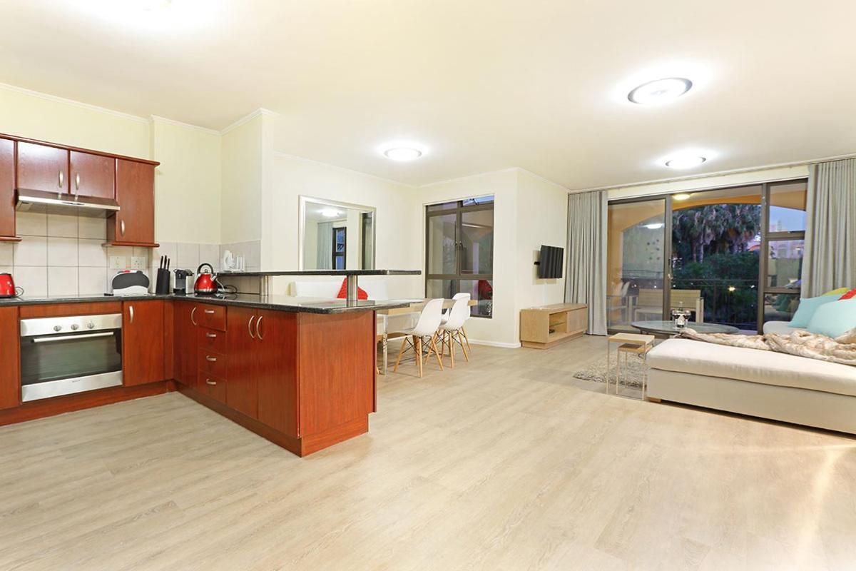 Apartament Capri 101 By Hostagents Kapsztad Zewnętrze zdjęcie